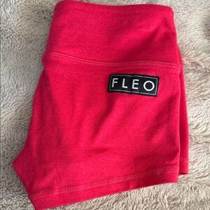 Fleo Shorts